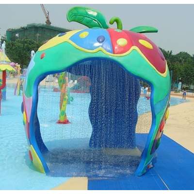 Kids Fiberglass Apple Water Spraying Room Used In Water Park